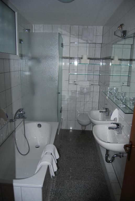 Landhotel St. Gereon Nackenheim Pokój zdjęcie